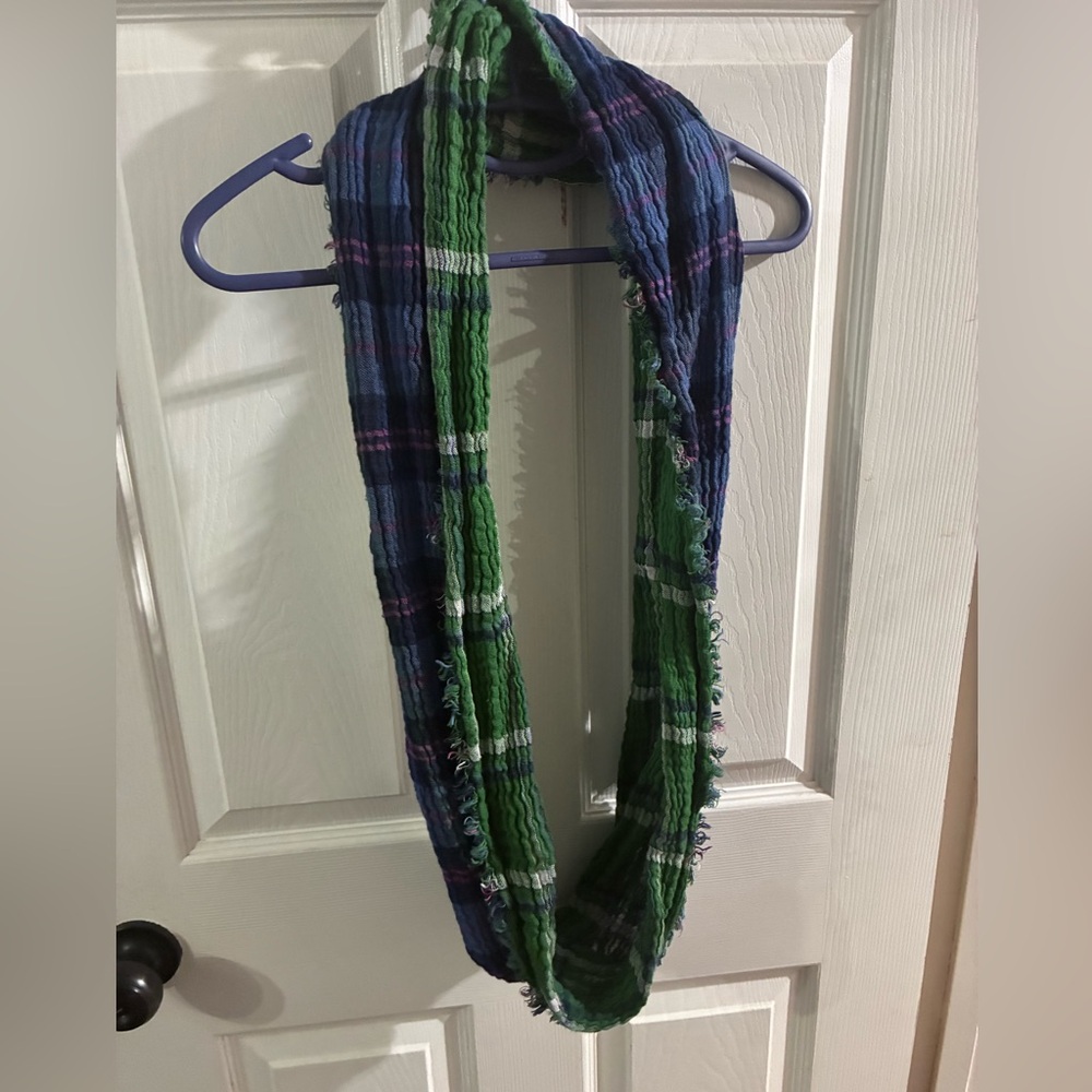 Women’s Plaid Infinity Scarf - Picture 1 of 4